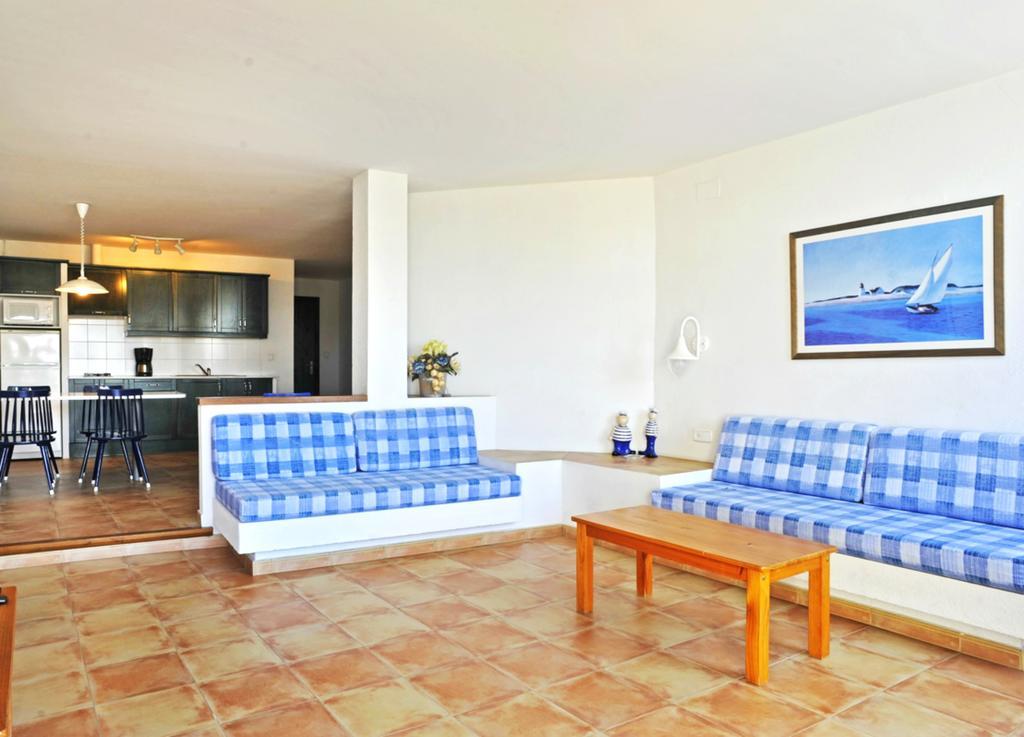 Apartaments El Berganti En Canyelles Petites Росас Экстерьер фото