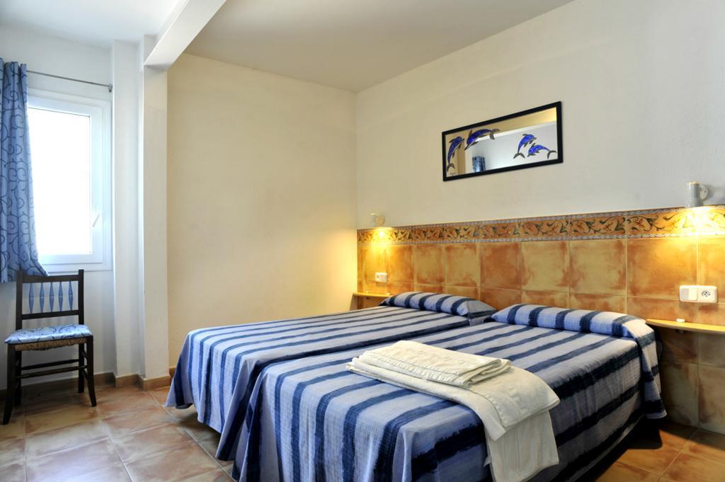 Apartaments El Berganti En Canyelles Petites Росас Экстерьер фото